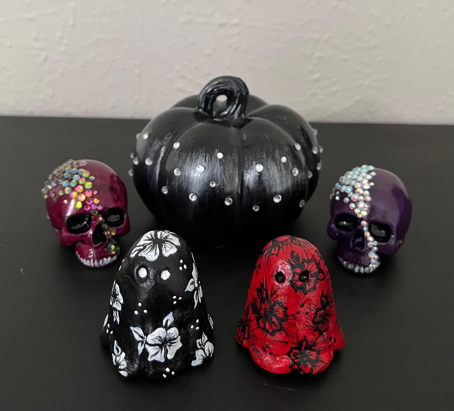 Pumpkins, skulls, &amp; Ghosts, Oh My!